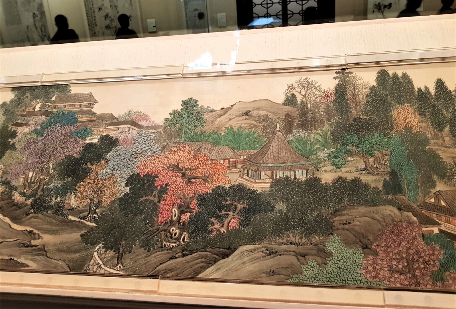 Long horizontal painted scroll from the Qing dynasty exhibited in the Painting Gallery at the Shanghai Museum in May 2019